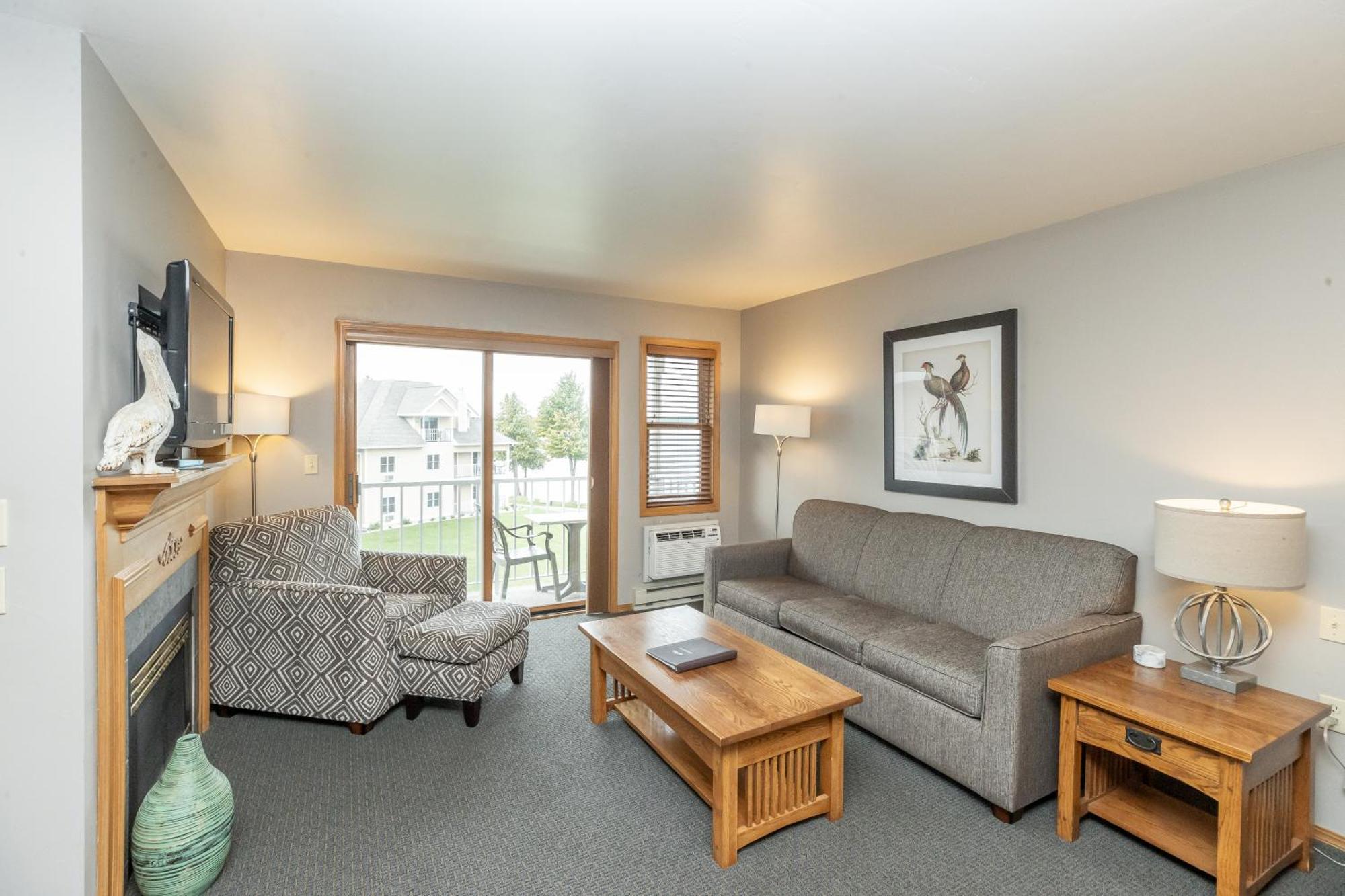 Westwood Shores Waterfront Resort Sturgeon Bay Exterior photo